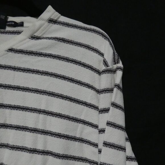 CLUB MONACO | medium | 100% Cotton | White Striped Textured V-Neck Sweater - Picture 5 of 16